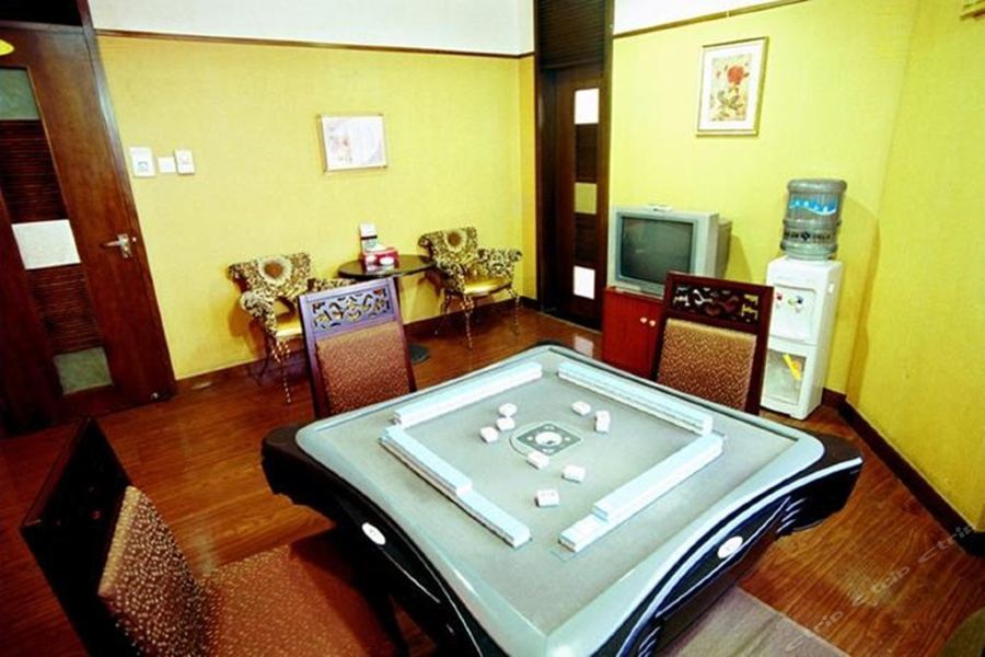 Kaili Yade Hotel Dongguan Huangjiang Jinyi Branch Екстер'єр фото